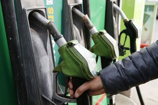 Začíná kontrola marží u čerpacích stanic - Novinky